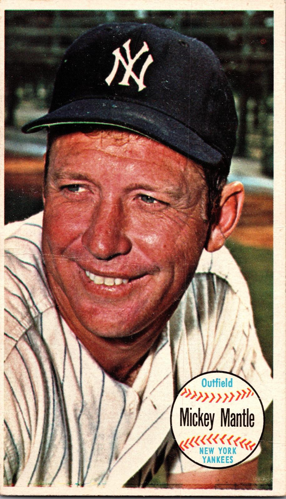 1964 Topps Giants #25 Mickey Mantle