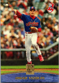 2001 Topps Reserve #70 Omar Vizquel