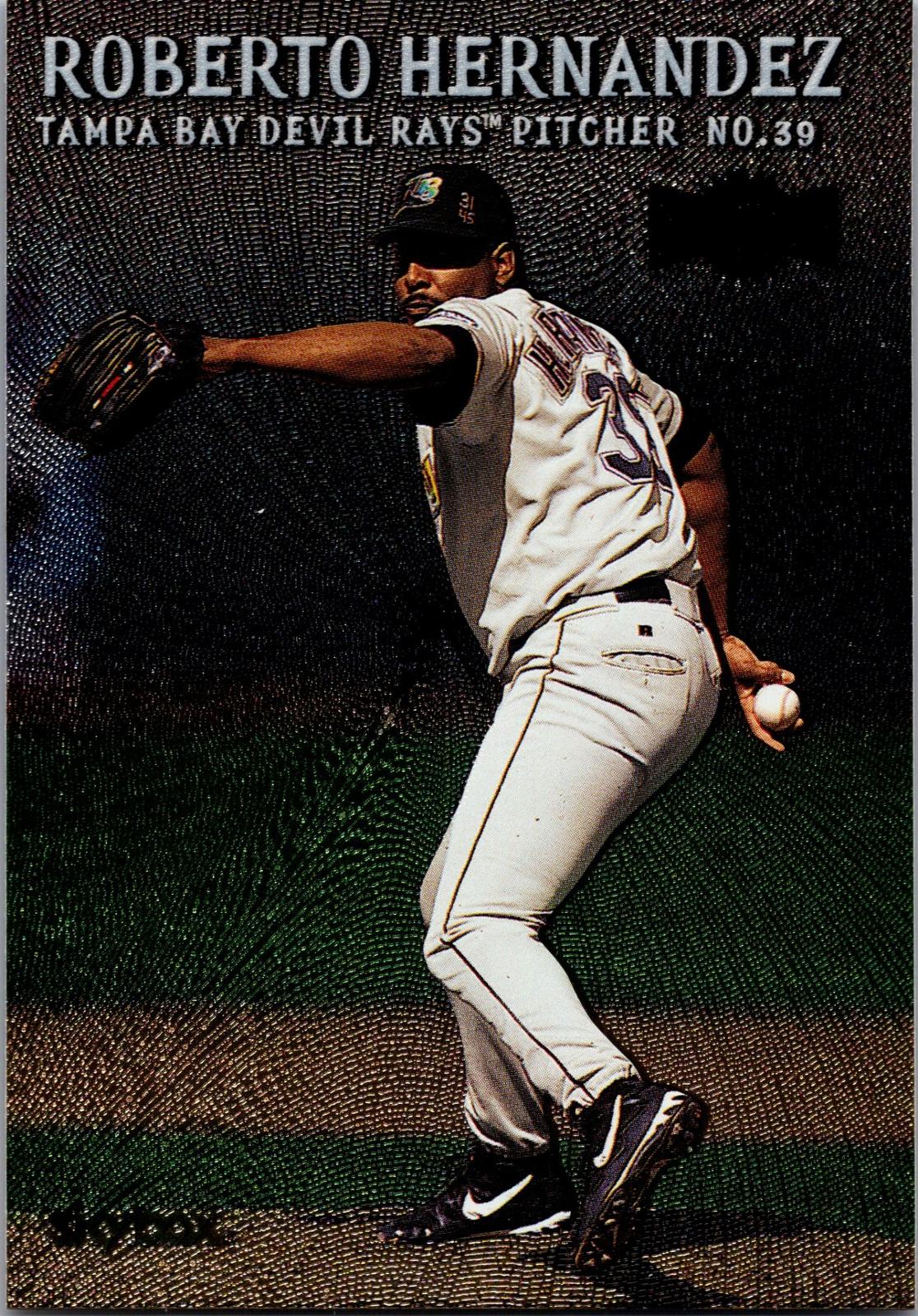 2000 Metal #158 Roberto Hernandez