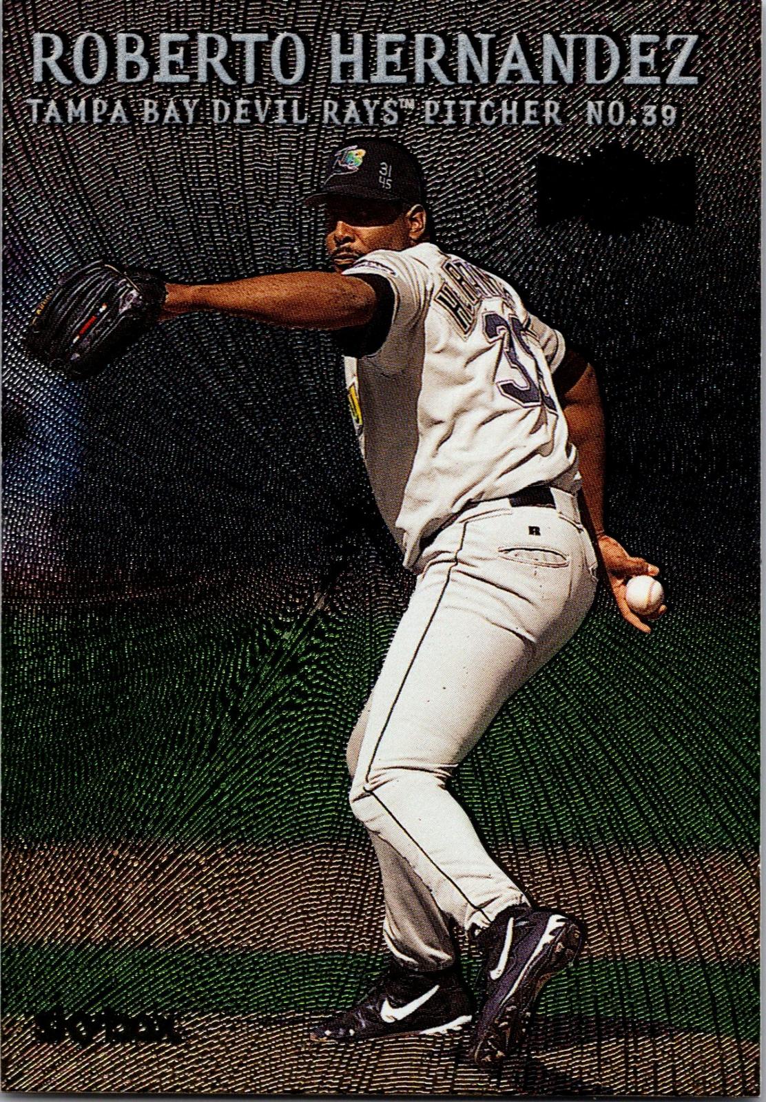 2000 Metal #158 Roberto Hernandez