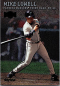 2000 Metal #49 Mike Lowell